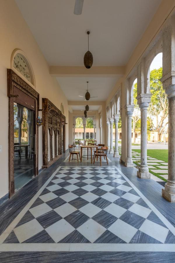 Vivaana Culture Hotel Mandāwa Exteriör bild