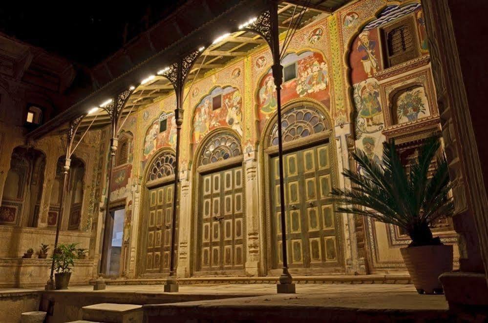 Vivaana Culture Hotel Mandāwa Exteriör bild